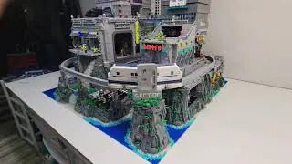 Cyberpunk Square-Sector 9 Moc