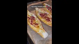 Sucuklu kasarli pide | sucuklu kasarli tost tarifi By Halal Foods Vlogs 🇹🇷