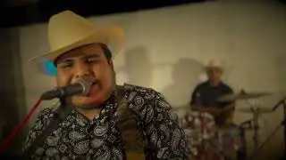 Tengo A mi Lupe - Los Hermanos de la baja (En vivo)