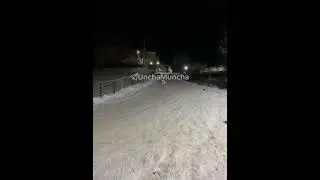 Бир қор ёғибди, дўстлар бир яхмалак учайлик дейишибди