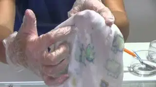 Como tirar Mofo da Roupa (Faça um teste antes) NÃO USE EM ROUPA ESCURA!!!