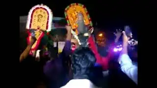 Chirakkara Sreerame Kandam Vazhiyodikko......Meenadu Vinayakan Varunne !!!!