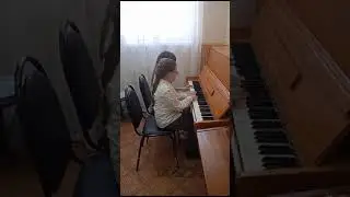 Литвиненко Анастасия, Кандрашкина Анастасия исп. пьесу Т.Максимова "Проделки старухи Шапокляк"