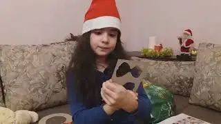 Новогоднее видео !!! Распаковываю подарочек от Деда Мороза!🎅