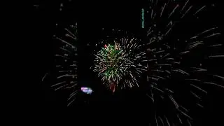 Праздничный фейерверк в  День Независимости Республики Беларусь. З июля 2024 г.