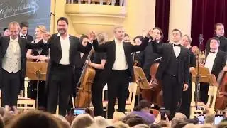 Ильдар Абдразаков и финалисты конкурса (3)