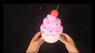 Balloon Cake and Cup Cakes