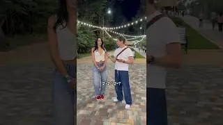 Красавица отвечает на школьные вопросы