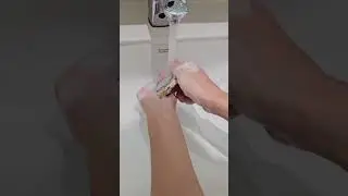 Samsung Galaxy Z flip water 💦 test#viral#topnews#amazingfacts