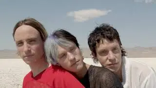 Hot Flash Heat Wave - m o t i o n s (Official Video)