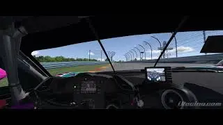 iRacing: Overtaking at Glen. Ferrari GT3 fixed.