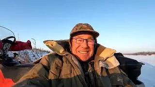 Щука не отпускает домой! Клюёт и клюёт!!
