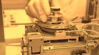Scanning electron microscope (SEM)