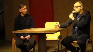 Гоголь-центр. В фойе перед спектаклем "Маяковский. Трагедия"