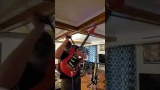 Hard Luck Kings Bombshell Guitar Review and Runthrough.