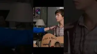 Вот что он сделал с моей гитарой 🎸 