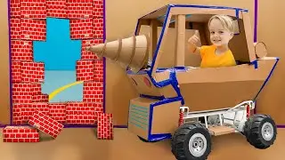 Chris and Mom Giant Box Fort Maze Challenge