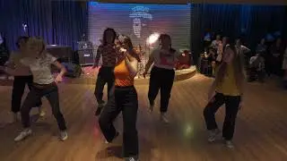 Начинаеща група по Solo Jazz - Who Walks in When I Walk Out · Le Dancing Pepa Swing Band