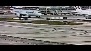 INCIDENT REVIEW - American Airlines Boeing 787 Engine Ingests Cargo Container at O'Hare [10.17.24]