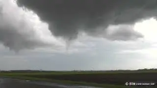 Rotating rain shower in St. Libory, Illinois (10x timelapse)