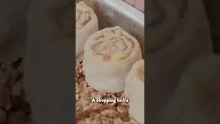 The RIGHT Way To Cut a Cinnamon Roll