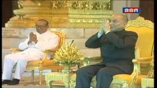 King Sihamoni meet Khmer Islam 20-05-20131