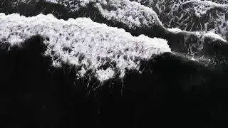 Black and White Waves