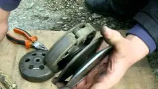 Disassembly and review of faults of the rear variator on a scooter. Start