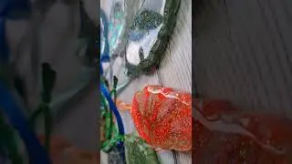Новогодняя игрушка »Шишка» из эпоксидной смолы