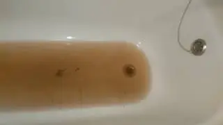 Ржавая платная горячая вода 2.