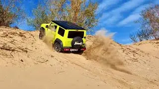 Сузуки Джимни по песку. New Suzuki Jimny on a sand