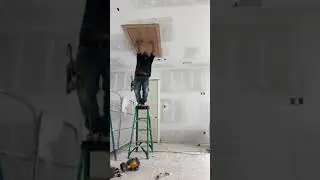Монтаж раскладной чердачной лестницы