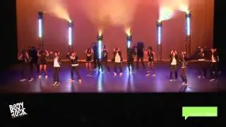 Очень Крутой коллективный танец.