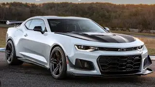 How to replace the windshield wipers on a 2017 Chevrolet Camaro