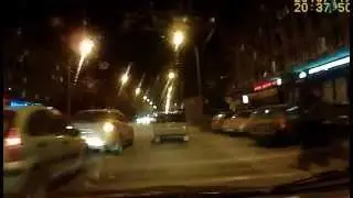 Якорная. Два дурацких ДТП и один мудацкий выезд на улицу.