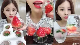 İçi Su Dolu Buz Yemek - ASMR 