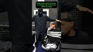Никогда не любил слушать свои песни. Это для меня как мучение)