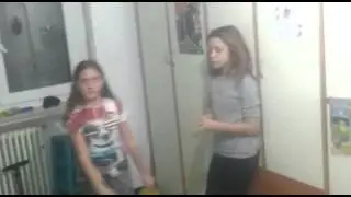 Ecco quando mia sorella scoregia
