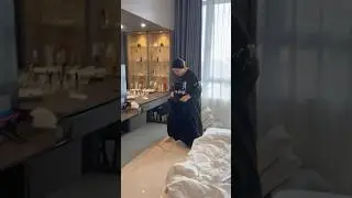 PRANKED my mum with a SNAKE 😂