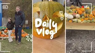 Halloween Decorating | Pumpkin Picking | fall activities