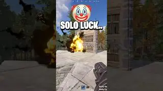 MY LUCK IS INSANE.. 🤯 #rust #solo #shorts