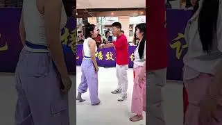 Chinese women's wrestling competition has the crowd cheering nonstop.
