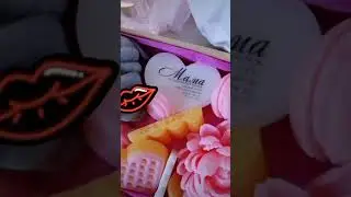 С НАСТУПАЮЩИМ ДЕВОЧКИ. МЫЛО РУЧНОЙ РАБОТЫ.