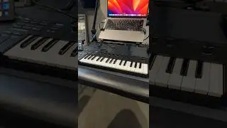 I use this Midi Controller 90% of the time I’m working in the Box 🔥🔥🔥