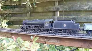 0 gauge in the garden; 8 'o clock coal train with Black 5 45330