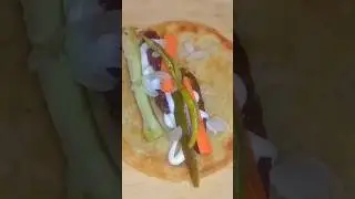 Shawarma #shawarma #paratha #paratharecipe #paratharoll #delicious #short #shortsvideo #shortsviral