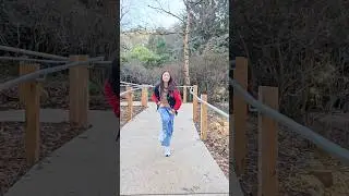 Yoo Hoo! Dancing at the park 😍 