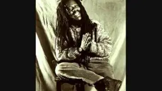 Dennis Brown   I Can't Stand It   LIVE 1984