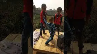 Hamar Piywa Chalabe Disel Gadiya- Kids are enjoying :) #fun #bihar #bhojpuri