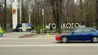 Мелитополь 26.04.22 события недели.  Работа коммунальных предприятий. Помощь людям от Казачества.